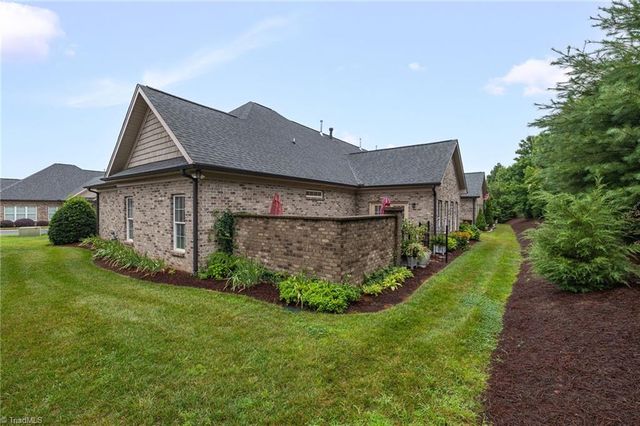 4344 Rockledge Lane, Thomasville, NC 27360