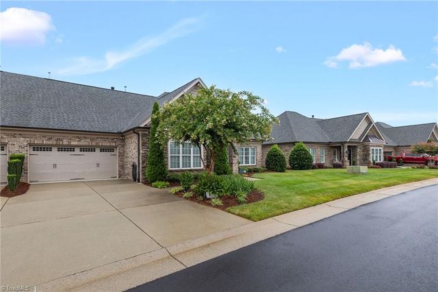 4344 Rockledge Lane, Thomasville, NC 27360