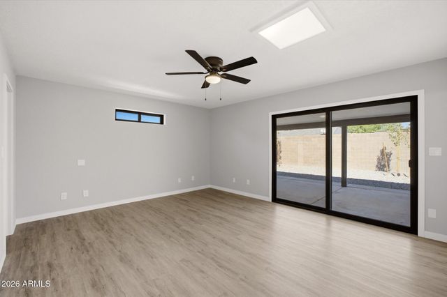 6204 W GARDEN Drive, Glendale, AZ 85304