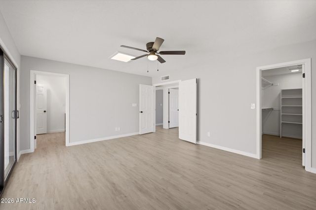 6204 W GARDEN Drive, Glendale, AZ 85304