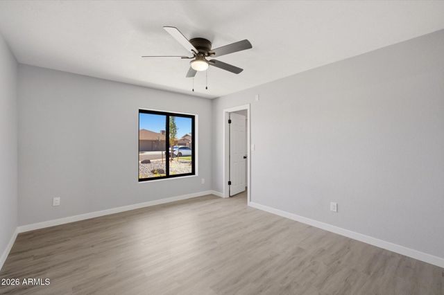 6204 W GARDEN Drive, Glendale, AZ 85304