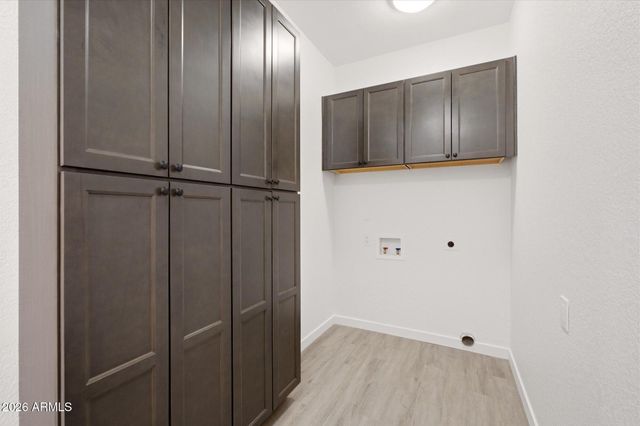 6204 W GARDEN Drive, Glendale, AZ 85304