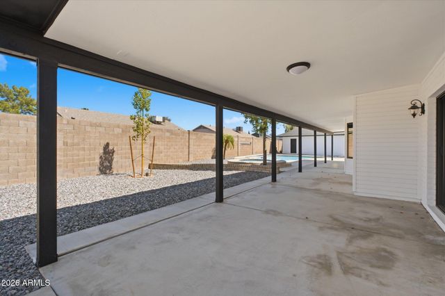 6204 W GARDEN Drive, Glendale, AZ 85304