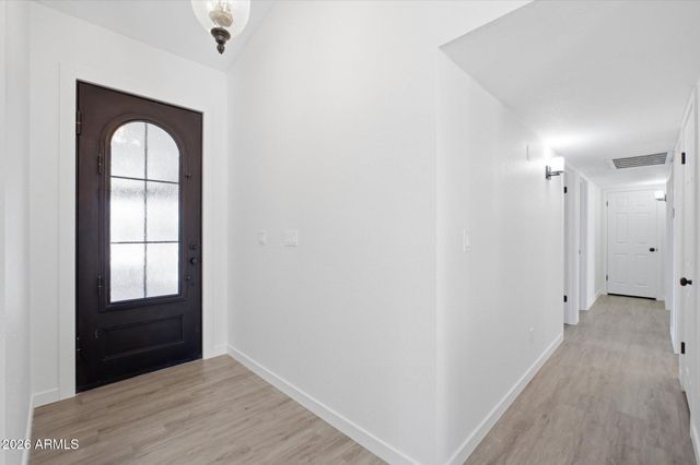 6204 W GARDEN Drive, Glendale, AZ 85304