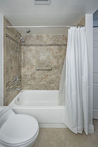 539 Shady Pine Way B2, Greenacres, FL 33415