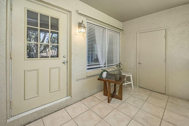 539 Shady Pine Way B2, Greenacres, FL 33415