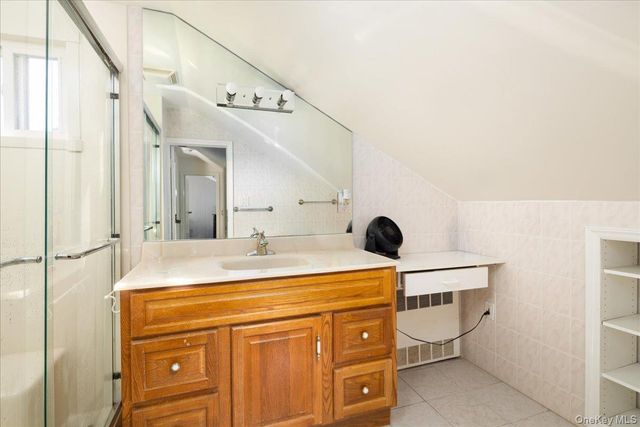 10 Seneca Drive, Massapequa, NY 11758
