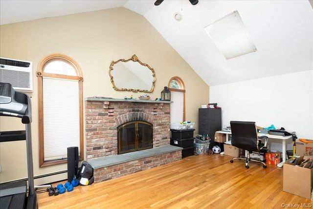 10 Seneca Drive, Massapequa, NY 11758