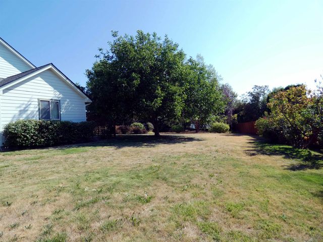 10110 N Moss Ln, Spokane, WA 99208
