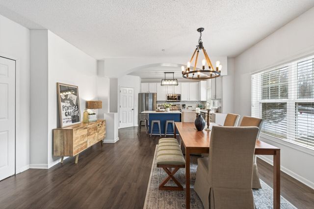 111309 Village Road, Chaska, MN 55318