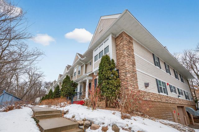 111309 Village Road, Chaska, MN 55318