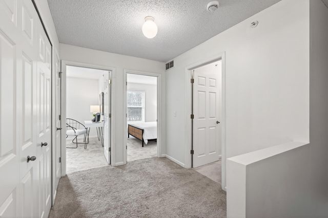 111309 Village Road, Chaska, MN 55318