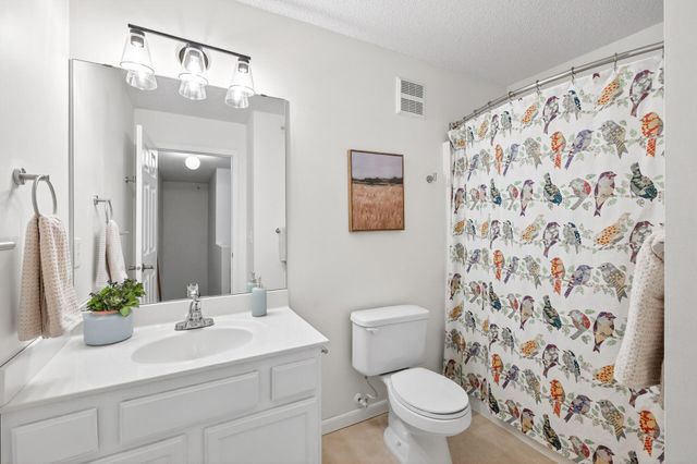 111309 Village Road, Chaska, MN 55318