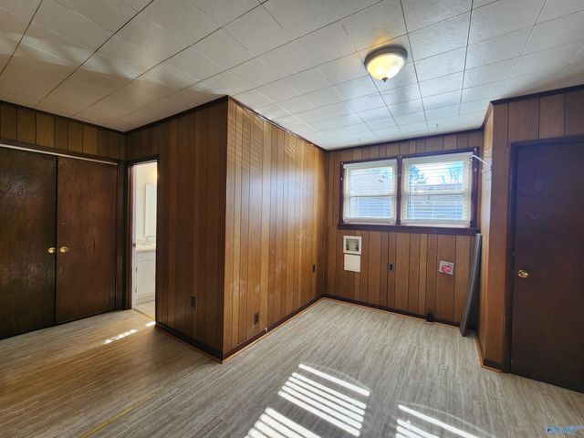 1900 Vanderbilt Circle, Huntsville, AL 35801