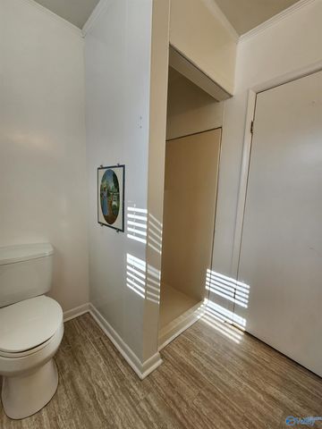1900 Vanderbilt Circle, Huntsville, AL 35801