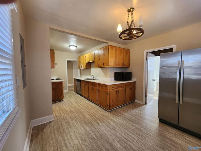 1900 Vanderbilt Circle, Huntsville, AL 35801