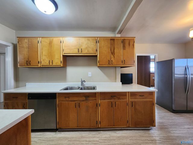 1900 Vanderbilt Circle, Huntsville, AL 35801