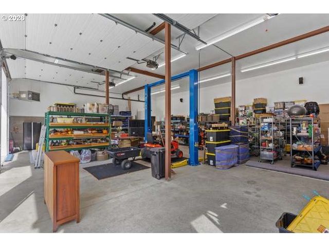 12410 Nw 11TH Ct, Vancouver, WA 98685