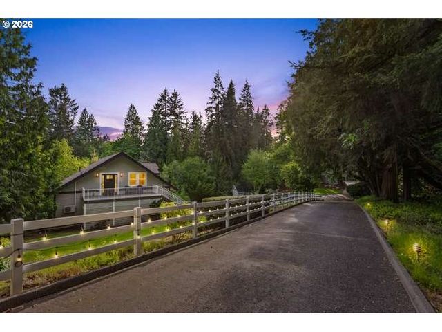 12410 Nw 11TH Ct, Vancouver, WA 98685