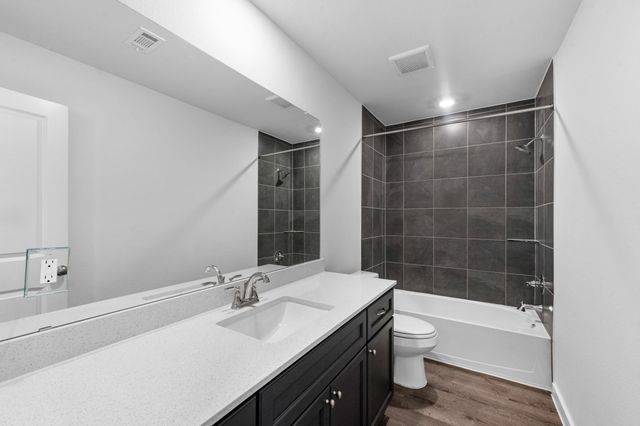106 County Road 51030, Cleveland, TX 77327