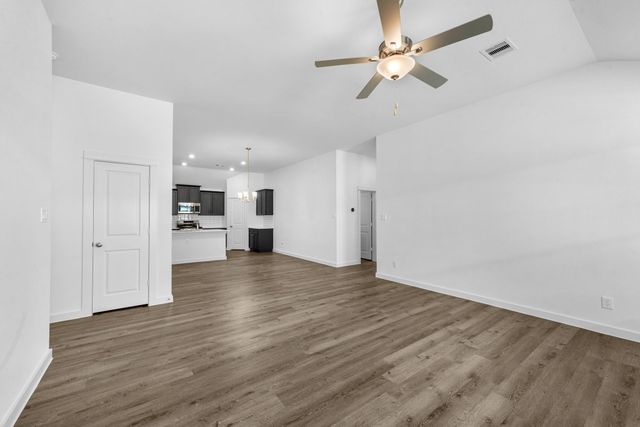106 County Road 51030, Cleveland, TX 77327