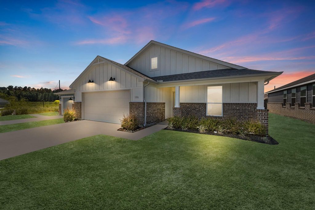106 County Road 51030, Cleveland, TX 77327
