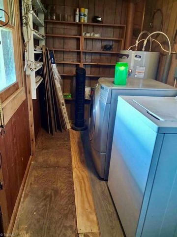 147 Handy Walker Street, North Wilkesboro, NC 28659