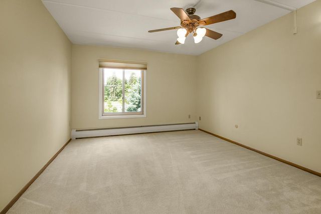 329 Geneva Avenue N 315, Oakdale, MN 55128