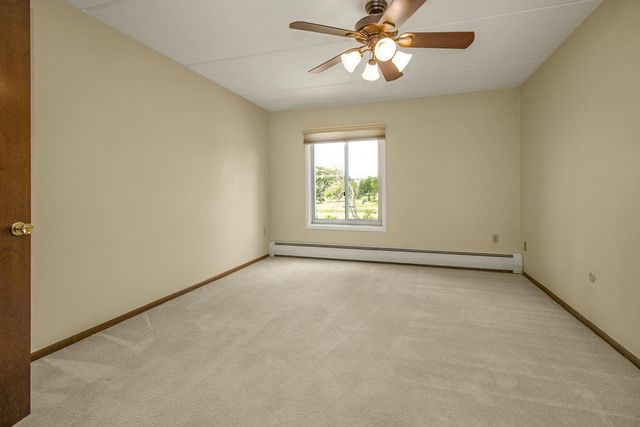 329 Geneva Avenue N 315, Oakdale, MN 55128
