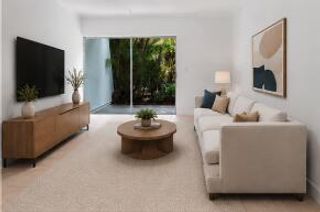 725 Hummingbird Way 111, North Palm Beach, FL 33408