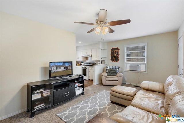 1902 S 9th Street, Temple, TX 76504