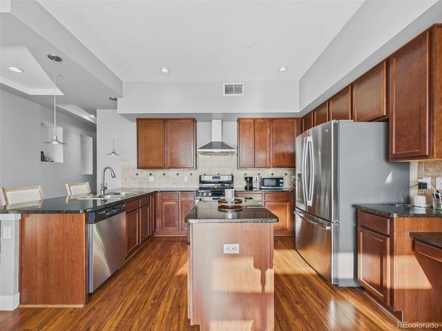 1488 Madison St 403, Denver, CO 80206