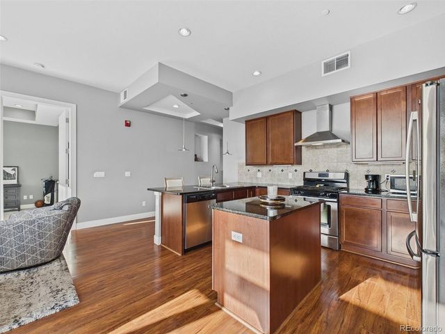 1488 Madison St 403, Denver, CO 80206