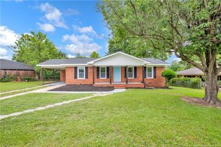 2032 Biltmore Drive, Fayetteville, NC 28304