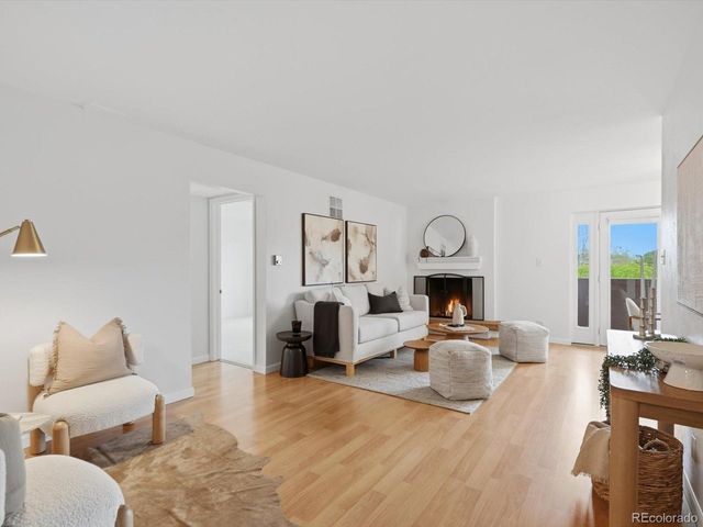 252 N Pennsylvania St 401, Denver, CO 80203