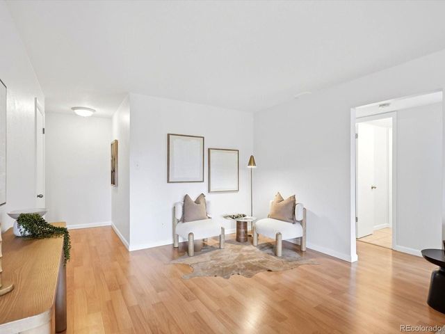 252 N Pennsylvania St 401, Denver, CO 80203