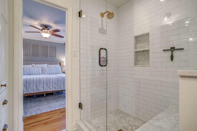 3642 S Hills Avenue, Fort Worth, TX 76109