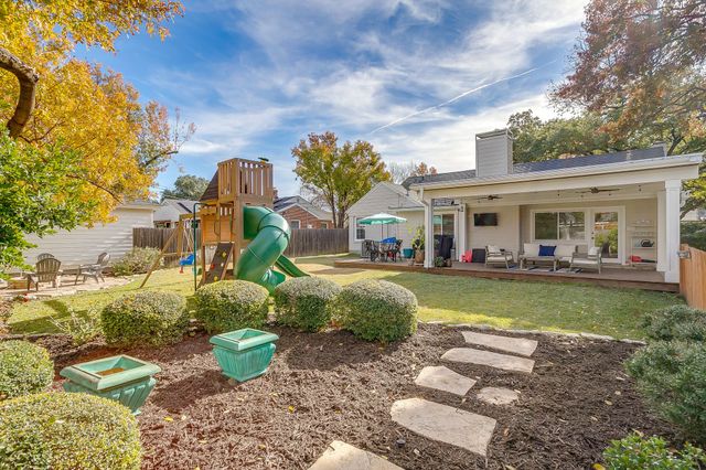 3642 S Hills Avenue, Fort Worth, TX 76109