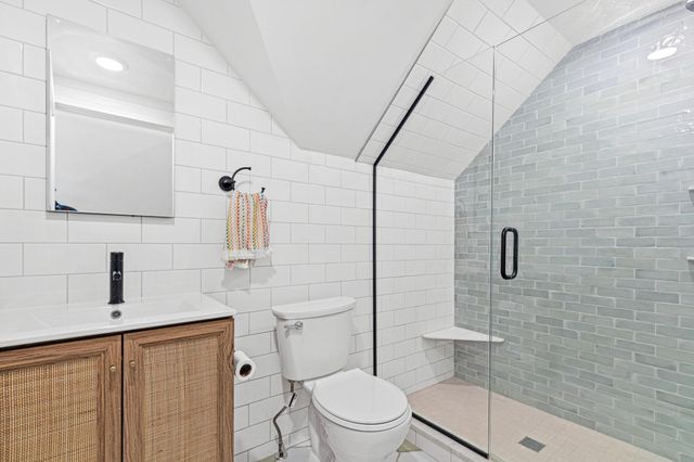 3024 Chicago Avenue, Minneapolis, MN 55407