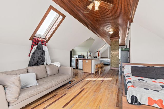 3024 Chicago Avenue, Minneapolis, MN 55407