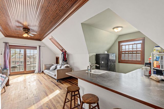 3024 Chicago Avenue, Minneapolis, MN 55407