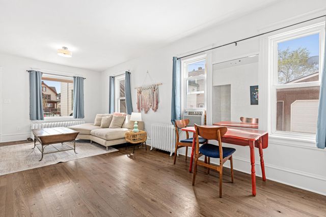 3024 Chicago Avenue, Minneapolis, MN 55407