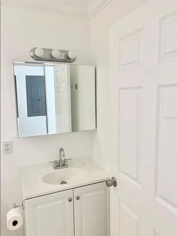 1469 19TH STREET, Sarasota, FL 34234