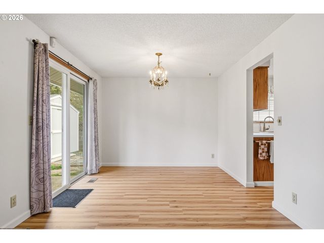 10175 Sw WASCO Way, Tualatin, OR 97062