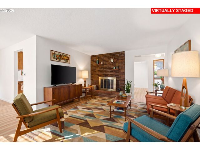 10175 Sw WASCO Way, Tualatin, OR 97062