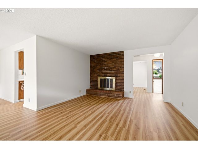 10175 Sw WASCO Way, Tualatin, OR 97062