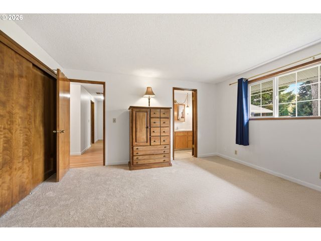 10175 Sw WASCO Way, Tualatin, OR 97062