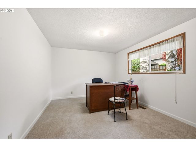 10175 Sw WASCO Way, Tualatin, OR 97062