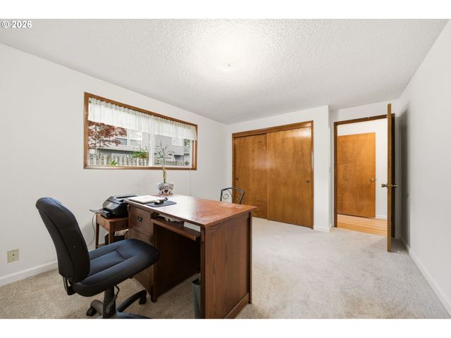 10175 Sw WASCO Way, Tualatin, OR 97062