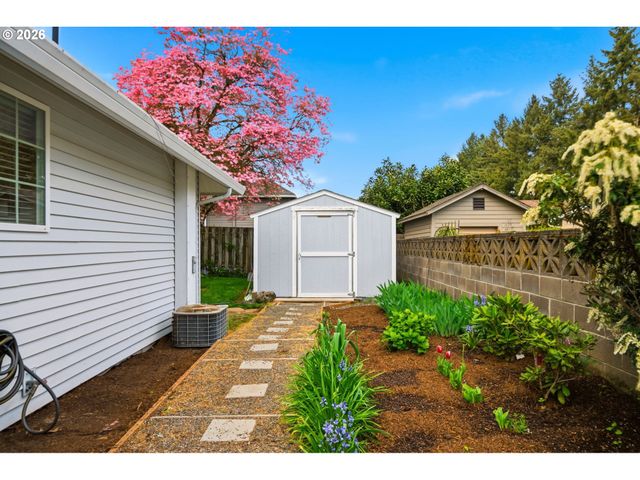 10175 Sw WASCO Way, Tualatin, OR 97062